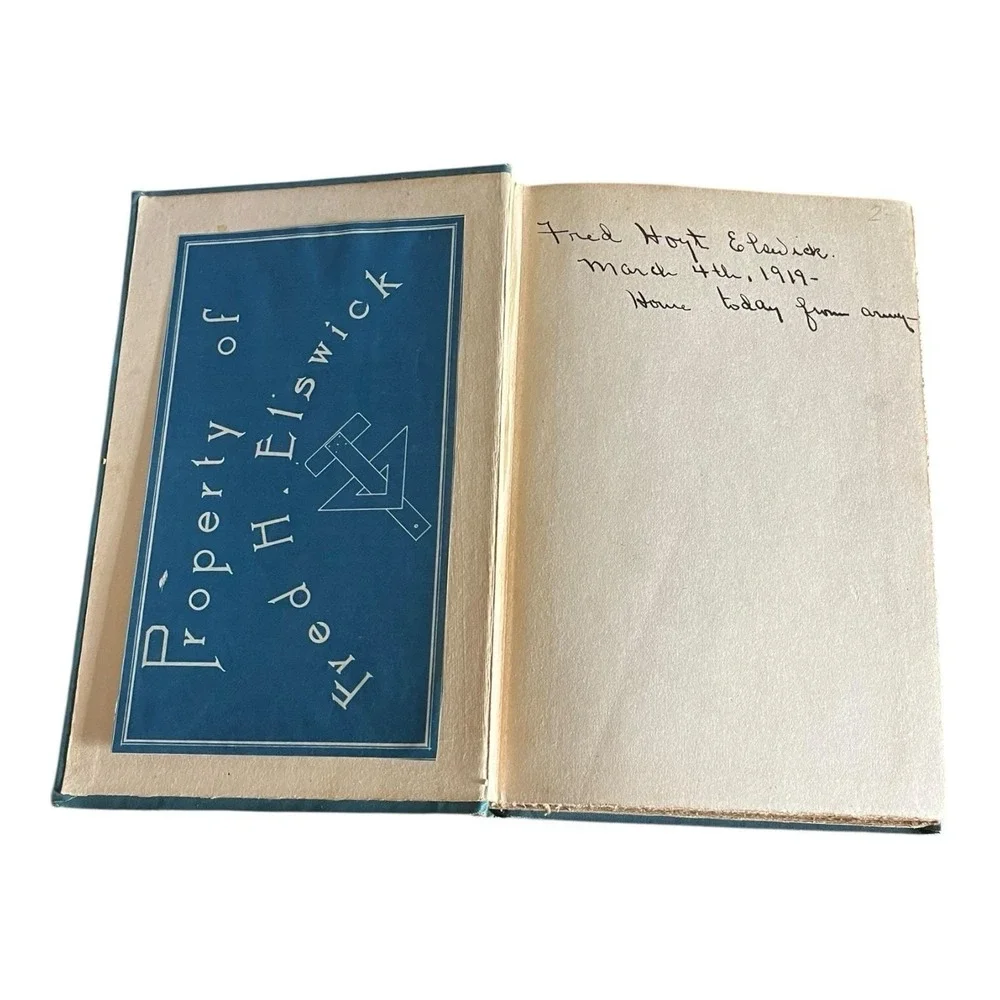 Ballads of a Cheechako by Robert Service 1907 Illustrated Yukon High North Gold